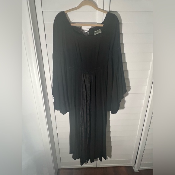 Dramatic Black Lace-Up Maxi DressBell Sleeves Festival Goddess Witchy  Boho